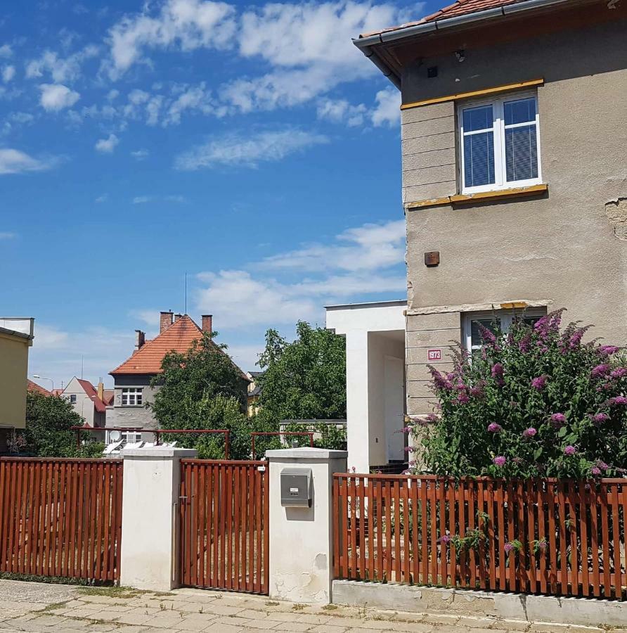 Penzion Flora Žatec Eksteriør billede